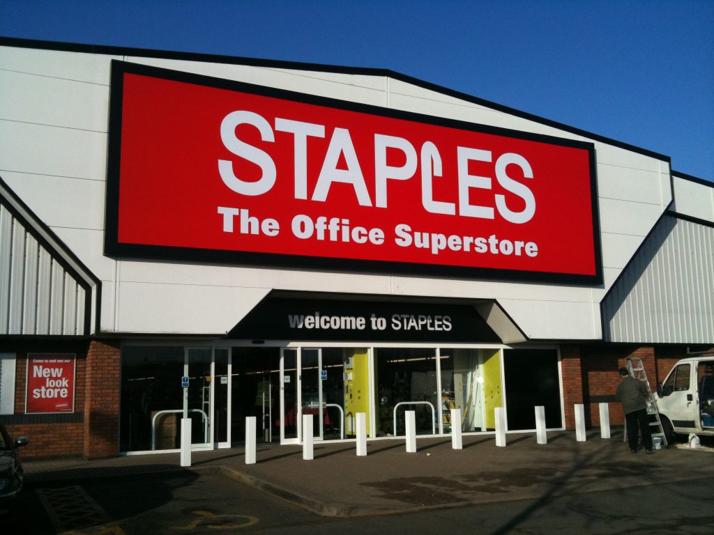 Staples Store hacked credit cards data leaked